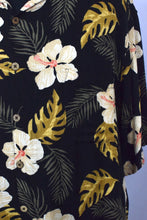 Load image into Gallery viewer, Caribbean Brand Hawaiian Shirt
