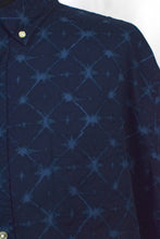 Load image into Gallery viewer, Star Diamond Print Shirt
