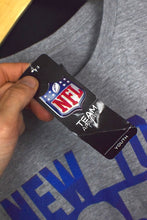 Load image into Gallery viewer, DEADSTOCK Ladies New York Giants NFL T-shirt
