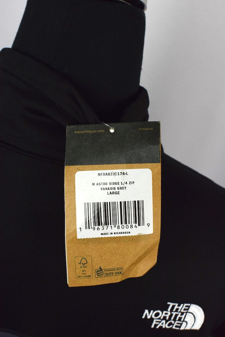 DEADSTOCK North Face Brand 1/2 ZIp Track Top
