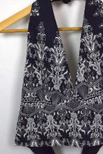 Load image into Gallery viewer, Reworked Floral Print Tie-Up Crop Top

