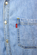 Load image into Gallery viewer, Levi&#39;s Brand Denim Shirt
