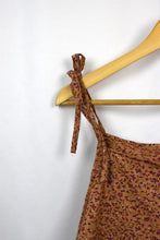 Load image into Gallery viewer, Floral Print Babydoll Top
