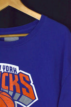 Load image into Gallery viewer, Derrick Rose New York Knicks NBA T-shirt

