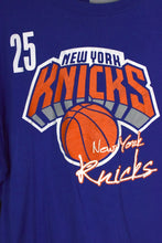Load image into Gallery viewer, Derrick Rose New York Knicks NBA T-shirt
