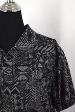 Load image into Gallery viewer, Meroda Brand Hawaiian Shirt
