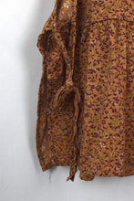 Load image into Gallery viewer, Floral Print Babydoll Top

