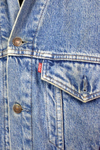 Load image into Gallery viewer, Levis Strauss Brand Jacket
