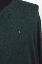 Load image into Gallery viewer, Tommy Hilfiger Brand knitted Jumper
