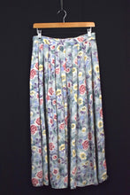 Load image into Gallery viewer, 80s/90s Blue Pleated Skirt
