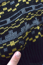 Load image into Gallery viewer, Black Knitted Jumper
