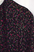 Load image into Gallery viewer, Floral Blouse
