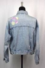 Load image into Gallery viewer, Ladies Levi's Brand Flowers Denim Jacket
