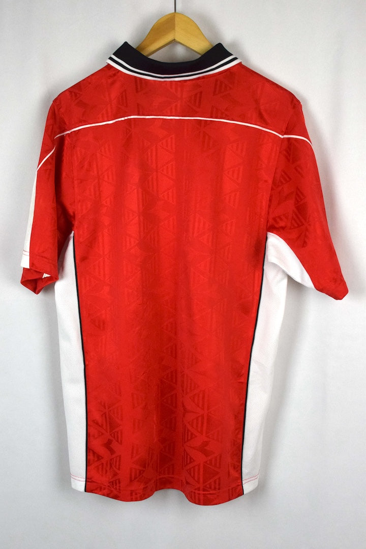 Diadora Brand Soccer Top