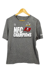 Load image into Gallery viewer, Tampa Bay Buccaneers NFL T-shirt
