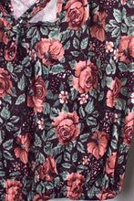 Load image into Gallery viewer, Flower Blouse
