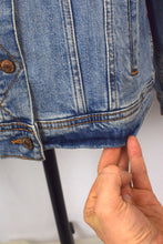 Load image into Gallery viewer, Ladies Old Navy Brand Denim Jacket
