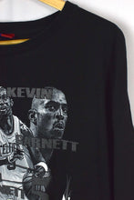 Load image into Gallery viewer, Kevin Garnett Boston Celtics NBA T-shirt
