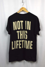 Load image into Gallery viewer, 2016 Gun&#39;s N&#39; Roses T-shirt
