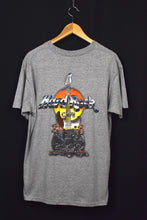 Load image into Gallery viewer, 2000 Hard Rock Cafe Honolulu T-shirt

