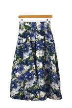 Load image into Gallery viewer, Floral Print Skirt
