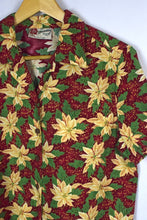 Load image into Gallery viewer, Hawaiian Floral Print Blouse
