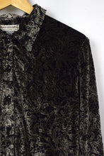 Load image into Gallery viewer, Abstract Pattern Velvet Top
