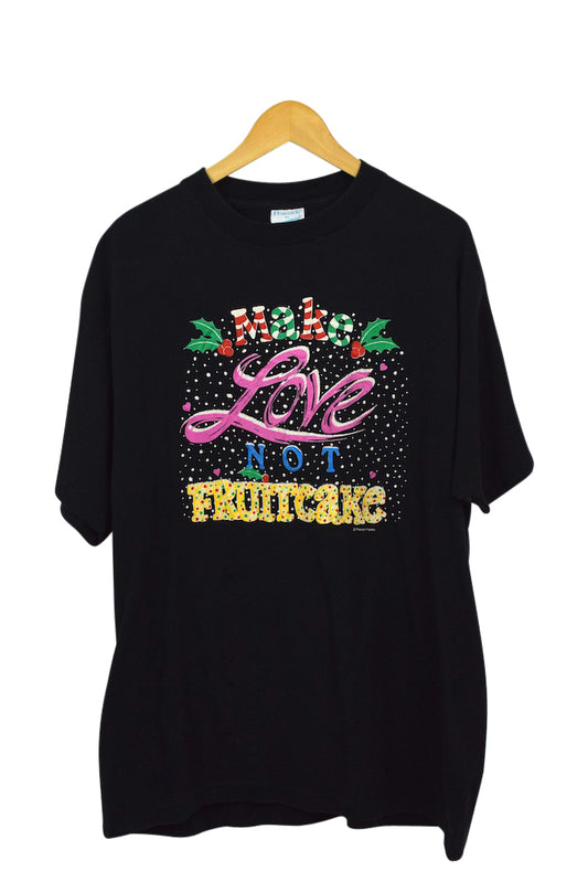 80s/90s Make Love, Not Fruitcake Christmas T-shirt