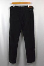 Load image into Gallery viewer, Lucky Brand Corduroy Pants
