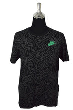 Load image into Gallery viewer, Nike Brand T-shirt

