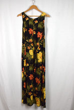 Load image into Gallery viewer, 80s/90s Floral Dress
