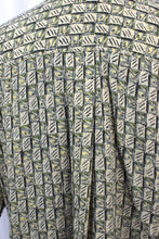 Load image into Gallery viewer, Abstract Tile Print Shirt
