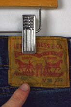 Load image into Gallery viewer, Levi Strauss Brand 505 Brand Jeans
