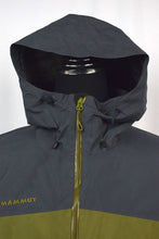 Load image into Gallery viewer, Mammut Brand Gore-tex Jacket
