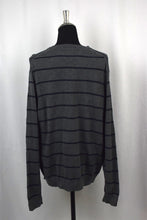 Load image into Gallery viewer, Tommy Hilfiger Brand Knitted Jumper
