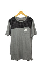 Load image into Gallery viewer, Grey Nike T-shirt
