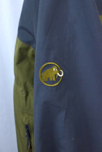 Load image into Gallery viewer, Mammut Brand Gore-tex Jacket
