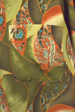 Load image into Gallery viewer, Abstract Floral Print Shirt
