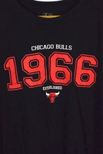Load image into Gallery viewer, Chicago Bulls NBA T-shirt
