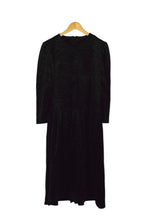Load image into Gallery viewer, Black Velvet Dress
