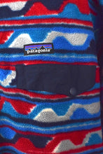 Load image into Gallery viewer, Patagonia Brand Fleece Pullover
