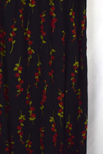 Load image into Gallery viewer, Black and Red Floral Print Skirt
