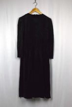 Load image into Gallery viewer, Black Velvet Dress
