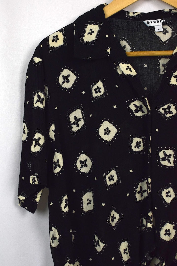 90s Tie-Up Blouse