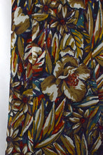Load image into Gallery viewer, Floral Print Skirt
