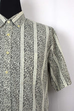 Load image into Gallery viewer, Abstract Print Shirt
