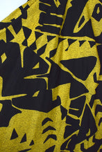 Load image into Gallery viewer, Abstract Print Skirt
