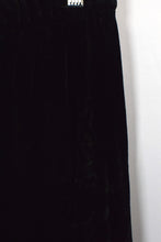 Load image into Gallery viewer, Black Velvet Skirt
