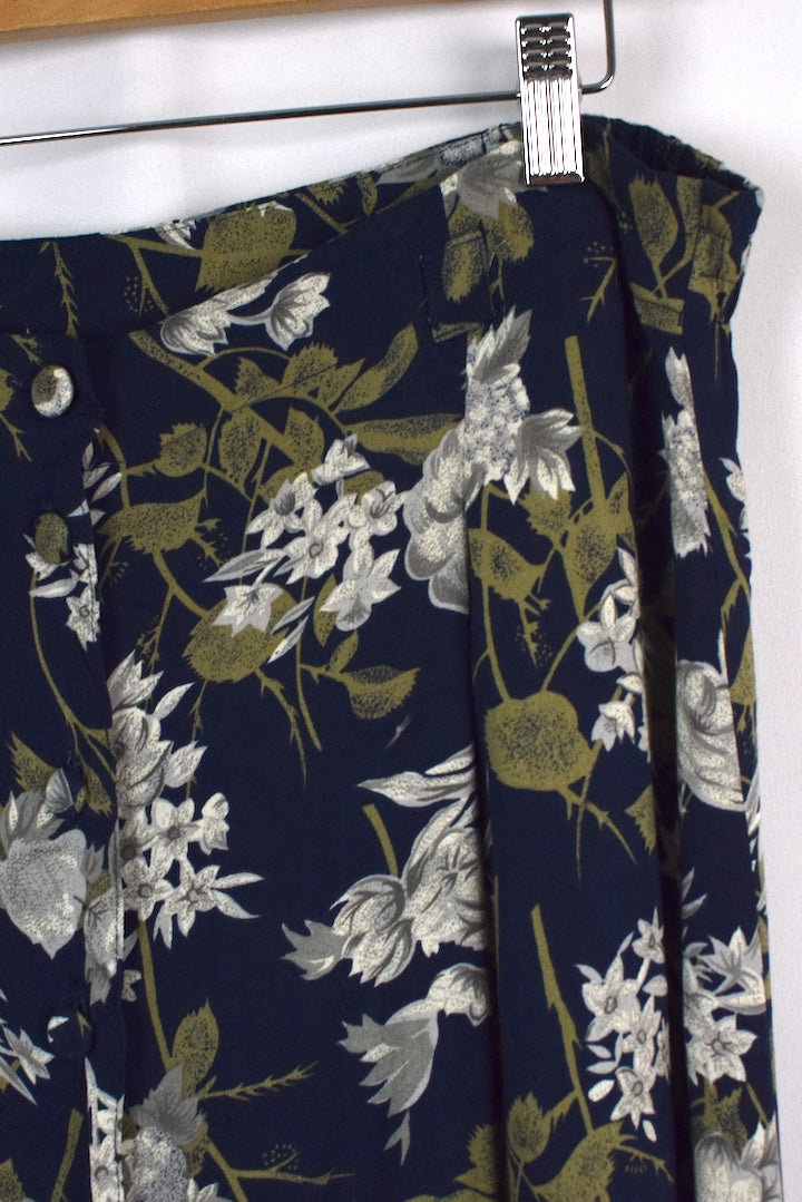 Parson Place Brand Floral Print Skirt