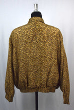 Load image into Gallery viewer, Cheetah Print Spray Jacket
